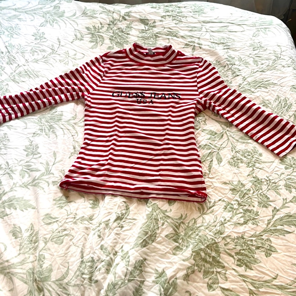 Red and white Guess jeans US.A long sleeve shirt